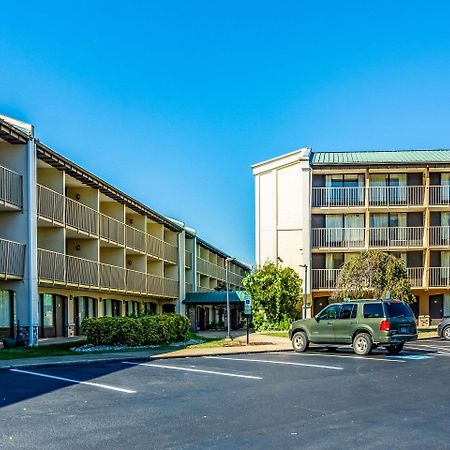 Rodeway Inn Central Richmond Exterior photo